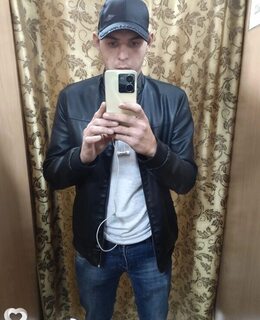 Павел Максимов