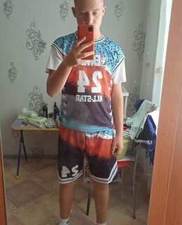 Артём